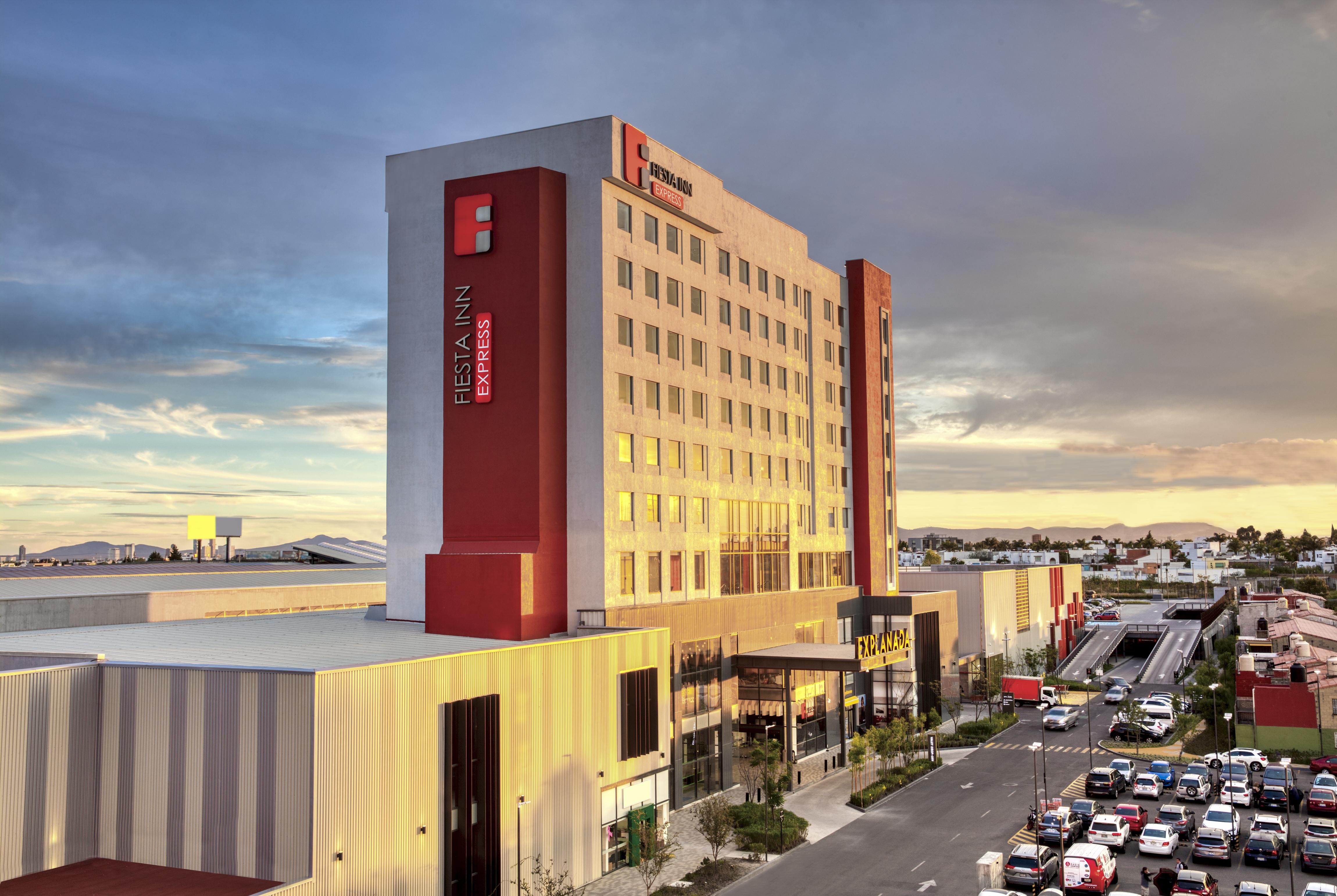Fiesta Inn Express Puebla Explanada Dış mekan fotoğraf